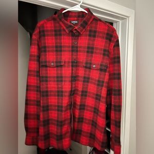 Men’s flannel button down